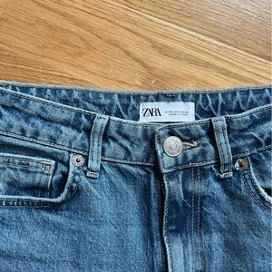 Straight leg zara jeans